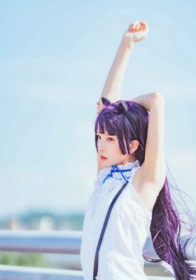 美女被强吻脱内衣到床的视频_电影在线观看