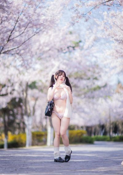 俄罗斯老熟女_1080电影完整版在线观看